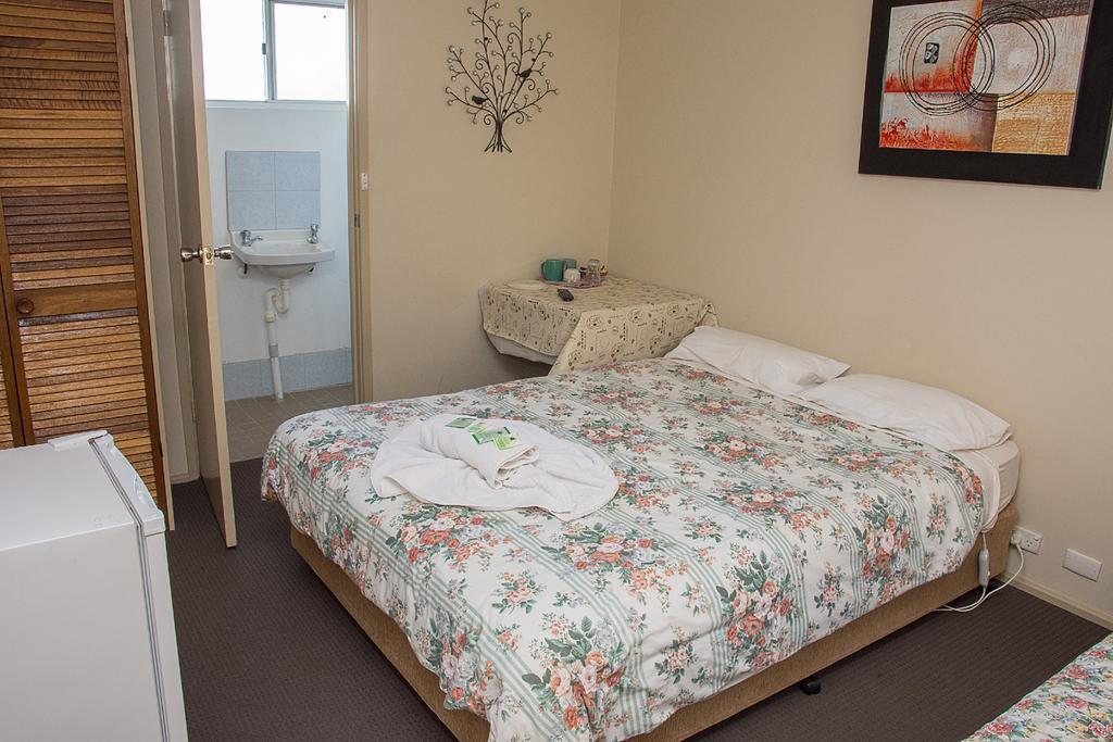 The Swiss Motel Cooma Room photo