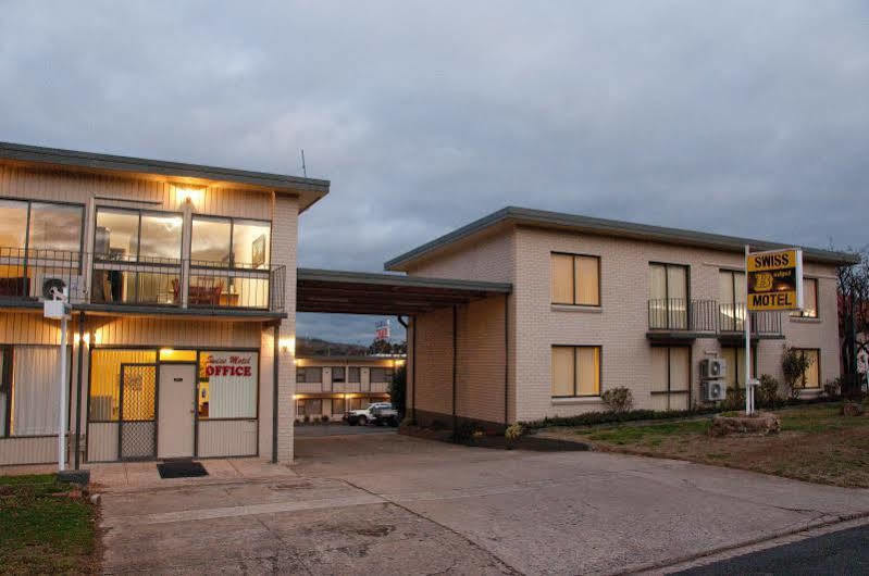 The Swiss Motel Cooma Exterior photo